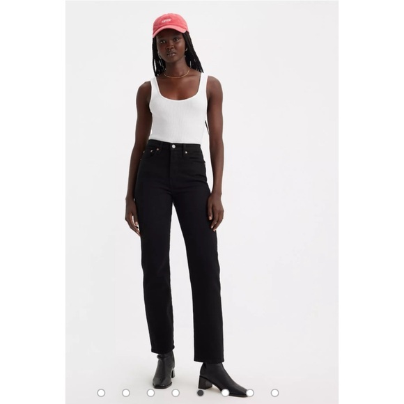 Levi's Denim - NWOT Levi’s Wedgie Straight Fit Jeans